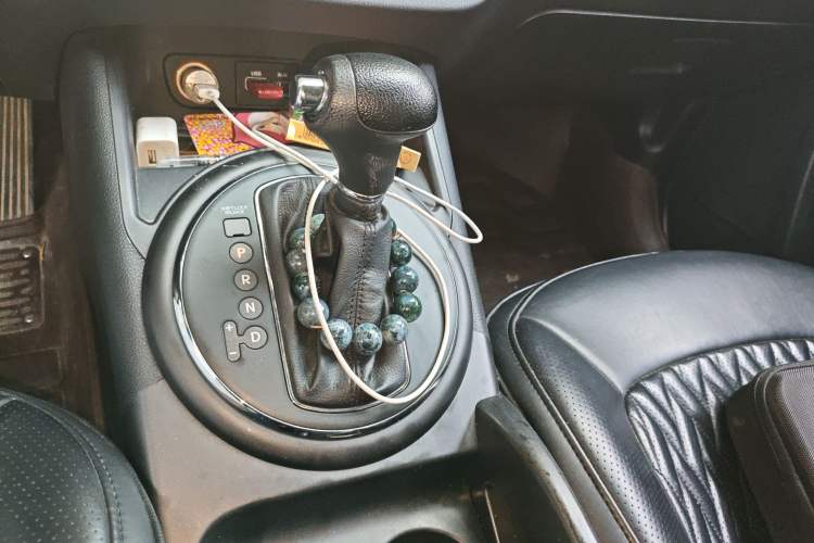 Used Kia Sportage R 2015 2.0L Automatic Two-Wheel Drive GL Gear Lever