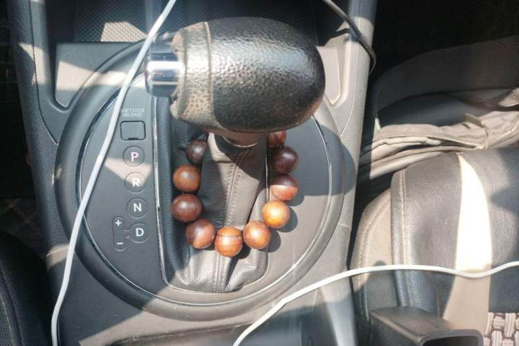 Used Kia Sportage R 2015 2.0L Automatic Two-Wheel Drive GL Gear Lever
