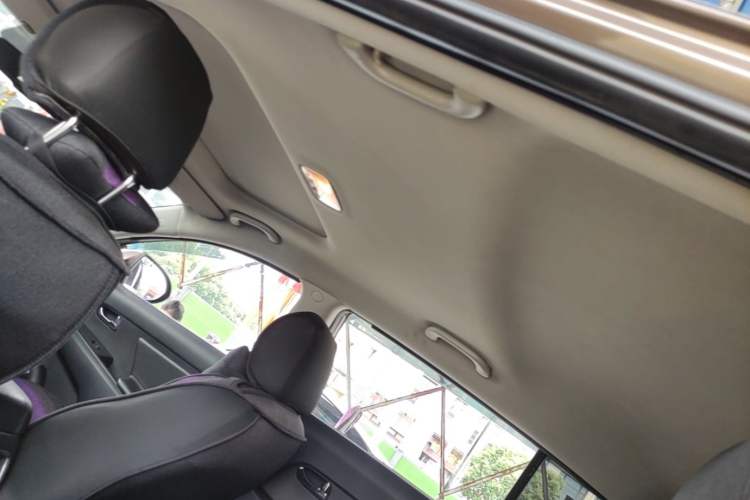 Used Kia Sportage R 2015 2.0L Automatic Two-Wheel Drive GLS Headliner