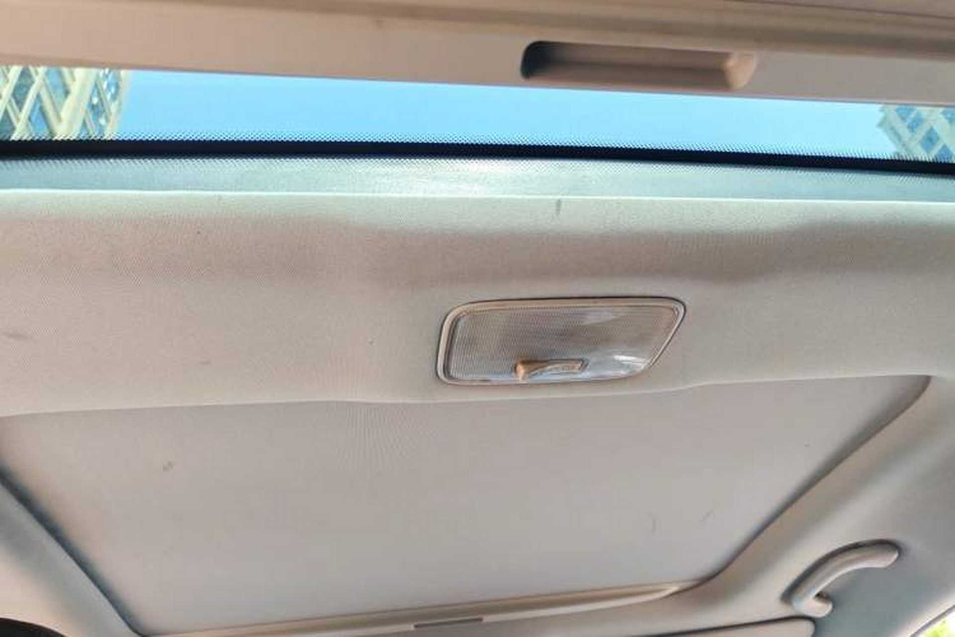 Used Kia Sportage R 2015 2.0L Automatic Two-Wheel Drive DLX Model Headliner