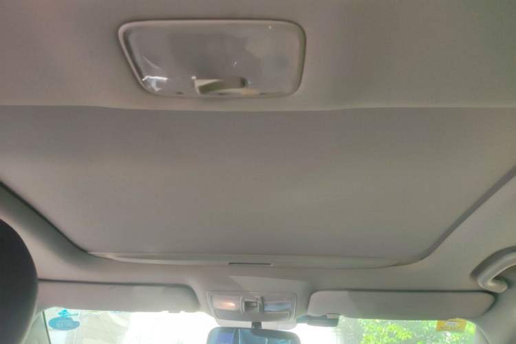Used Kia Sportage R 2015 2.0L Automatic Two-Wheel Drive DLX Model Headliner
