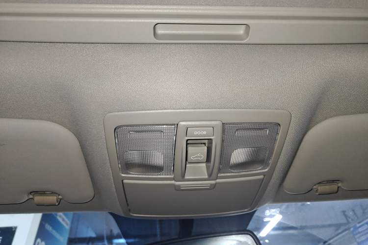 Used Kia Sportage R 2015 2.0L Automatic 4x4 GLS Edition Headliner