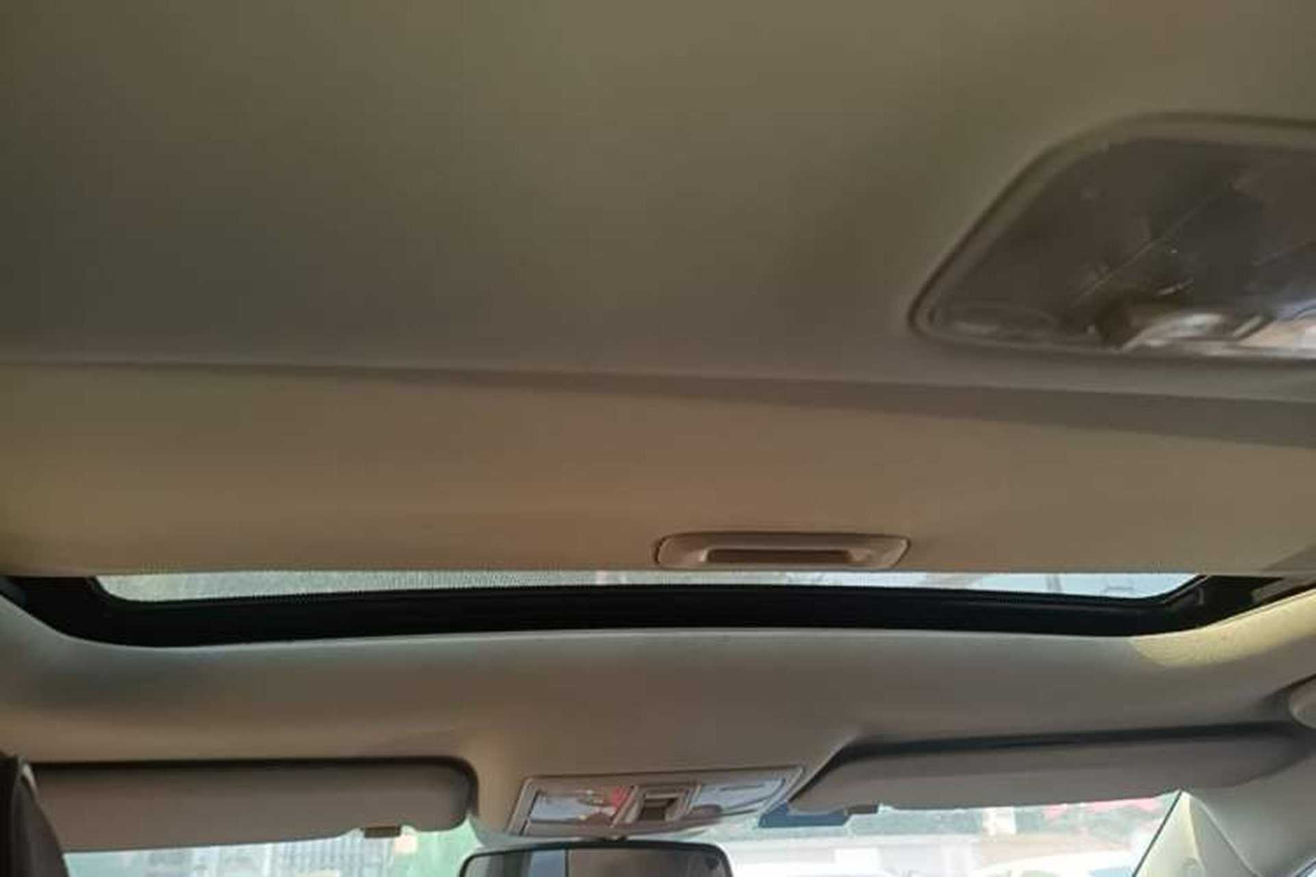 Used Kia Sportage R 2015 2.0L Automatic Two-Wheel Drive GLS Headliner