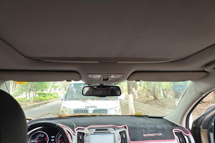 Used Kia Sportage R 2015 2.0L Automatic Two-Wheel Drive DLX Model Headliner