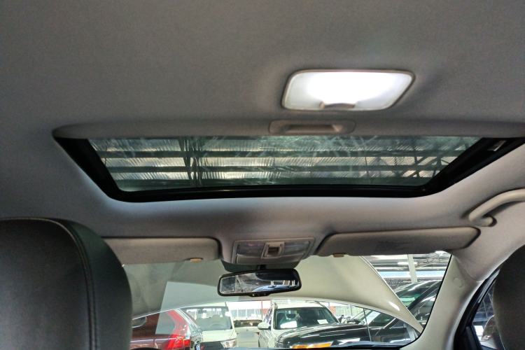 Used Kia Sportage R 2015 2.0L Automatic Two-Wheel Drive GLS Headliner
