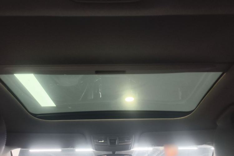 Used Kia Sportage R 2015 2.0L Automatic Two-Wheel Drive DLX Model Headliner