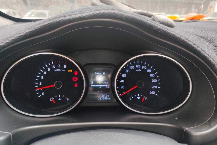 Used Kia Sportage R 2015 2.0L Manual Two-Wheel Drive GL Model Instrument Cluster