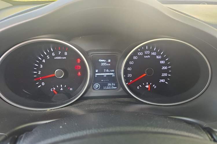 Used Kia Sportage R 2015 2.0L Automatic Two-Wheel Drive DLX Model Instrument Cluster
