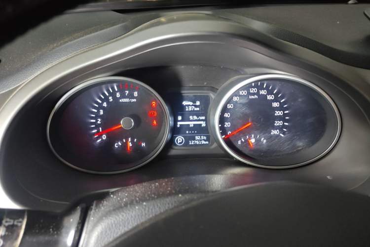 Used Kia Sportage R 2015 2.0L Automatic Two-Wheel Drive DLX Model Instrument Cluster