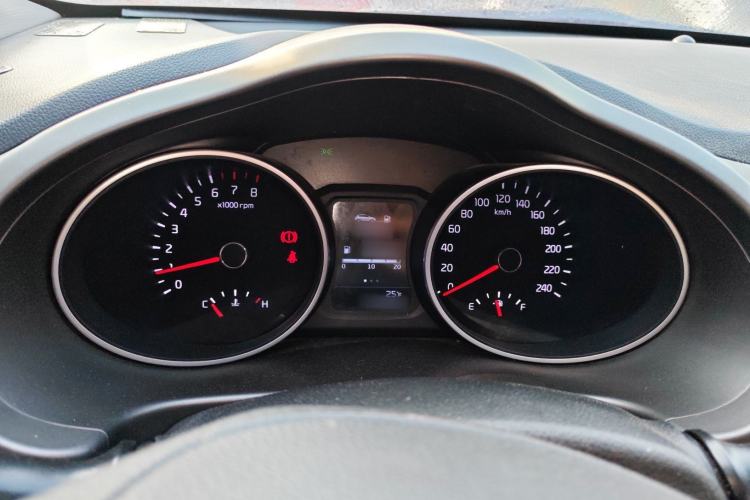 Used Kia Sportage R 2015 2.0L Manual Two-Wheel Drive GL Model Instrument Cluster