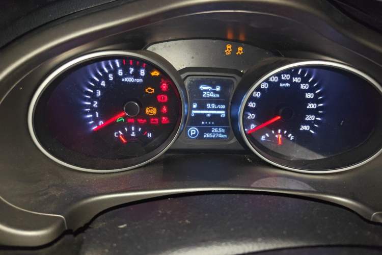Used Kia Sportage R 2015 2.0L Automatic Two-Wheel Drive DLX Model Instrument Cluster