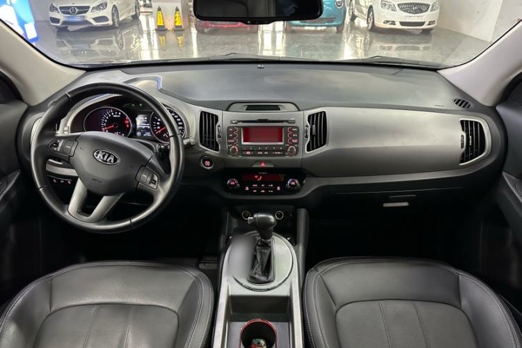 Used Kia Sportage R 2015 2.0L Automatic 4x4 GLS Edition Interior 6