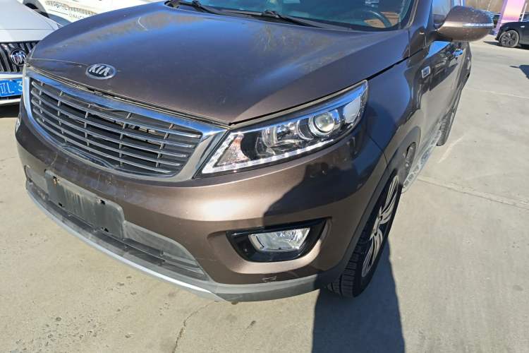 Used Kia Sportage R 2015 2.0L Automatic Two-Wheel Drive DLX Model Left Front Headlight