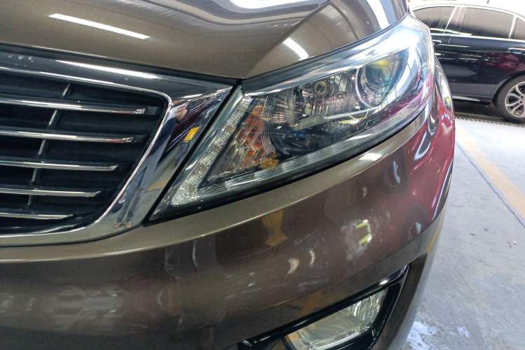 Used Kia Sportage R 2015 2.0L Automatic Two-Wheel Drive GLS Left Front Headlight