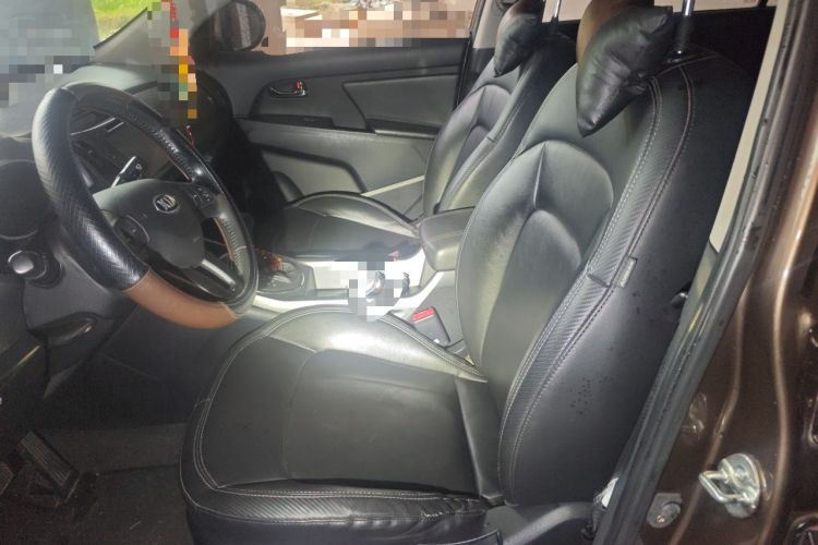 Used Kia Sportage R 2015 2.0L Automatic Two-Wheel Drive DLX Model Left Front Seat