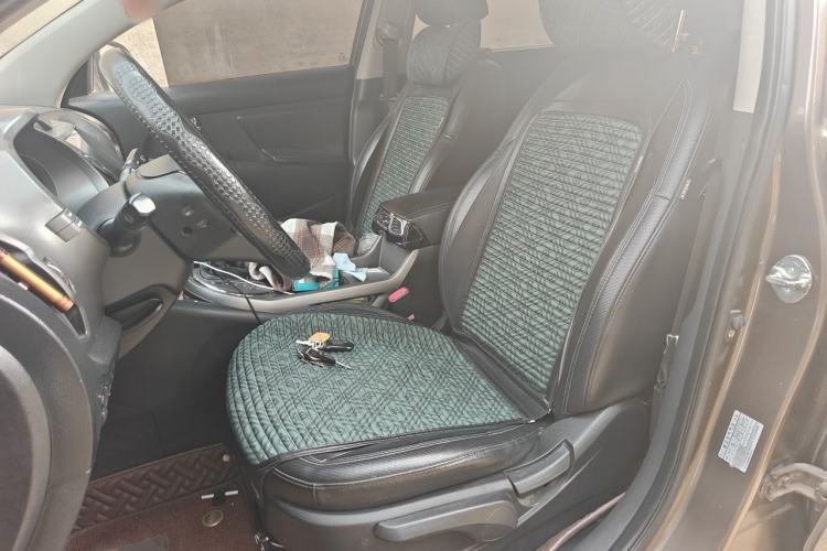 Used Kia Sportage R 2015 2.0L Automatic Two-Wheel Drive DLX Model Left Front Seat
