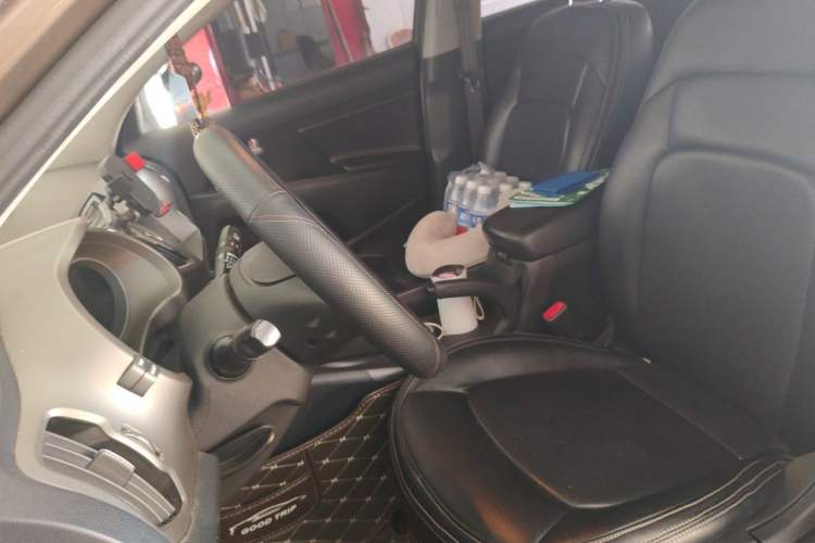 Used Kia Sportage R 2015 2.0L Automatic Two-Wheel Drive GL Left Front Seat