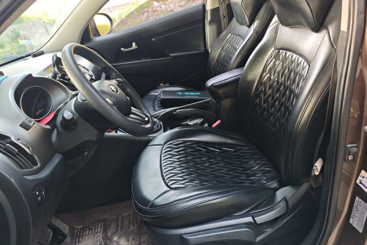 Used Kia Sportage R 2015 2.0L Automatic Two-Wheel Drive GL Left Front Seat
