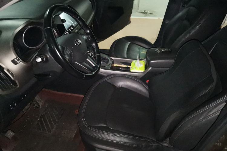 Used Kia Sportage R 2015 2.0L Automatic Two-Wheel Drive DLX Model Left Front Seat
