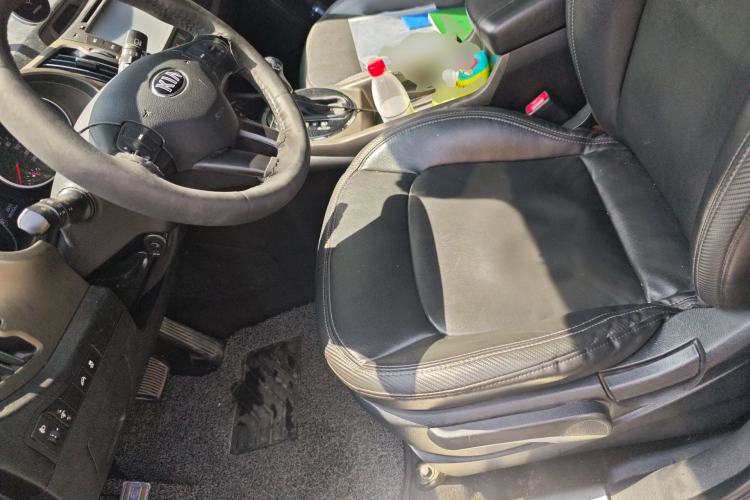 Used Kia Sportage R 2015 2.0L Automatic Two-Wheel Drive DLX Model Left Front Seat