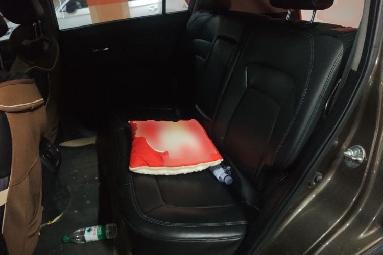 Used Kia Sportage R 2015 2.0L Automatic Two-Wheel Drive DLX Model Left Rear Seat