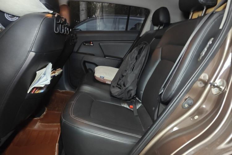 Used Kia Sportage R 2015 2.0L Automatic Two-Wheel Drive DLX Model Left Rear Seat