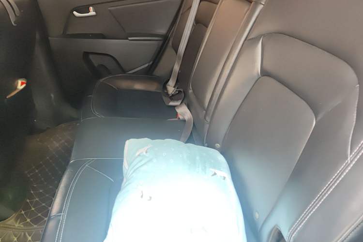 Used Kia Sportage R 2015 2.0L Manual Two-Wheel Drive GLS Trim Left Rear Seat
