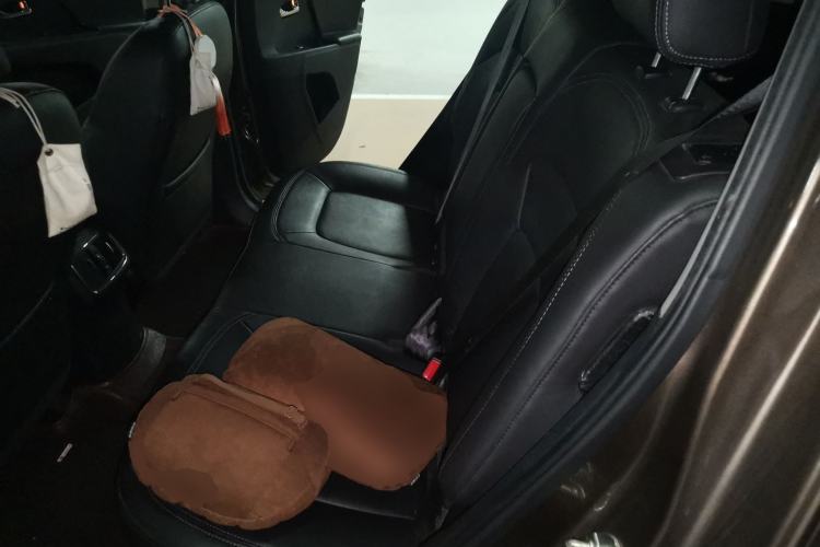 Used Kia Sportage R 2015 2.0L Automatic Two-Wheel Drive DLX Model Left Rear Seat