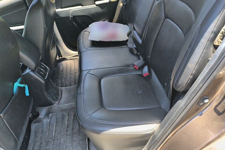 Used Kia Sportage R 2015 2.0L Automatic Two-Wheel Drive DLX Model Left Rear Seat