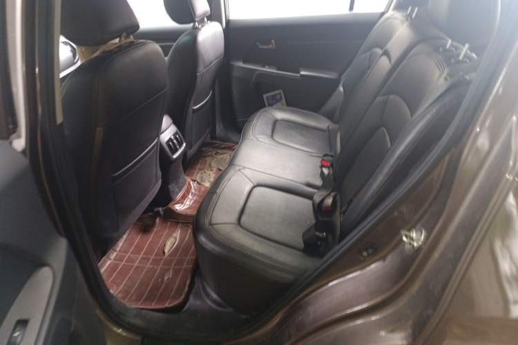 Used Kia Sportage R 2015 2.0L Automatic Two-Wheel Drive DLX Model Left Rear Seat