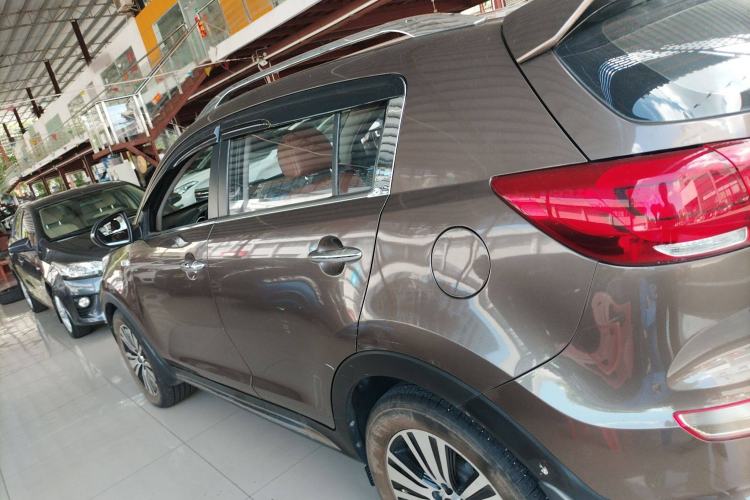 Used Kia Sportage R 2015 2.0L Automatic Two-Wheel Drive GLS Left Side
