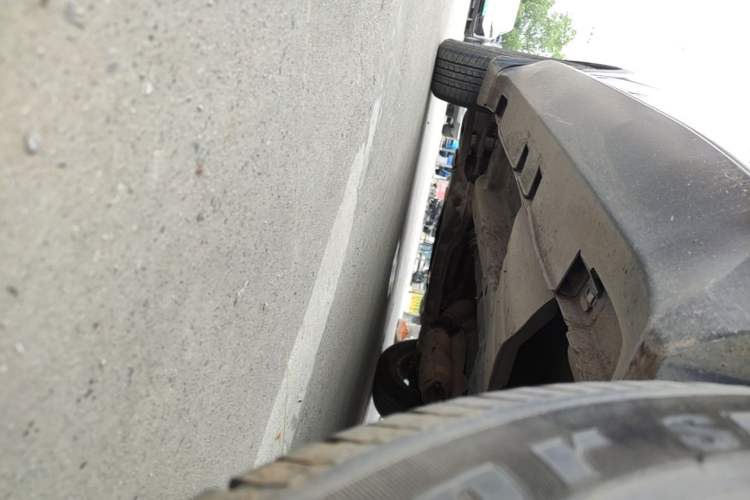 Used Kia Sportage R 2015 2.0L Automatic Two-Wheel Drive GLS Left Side Sill