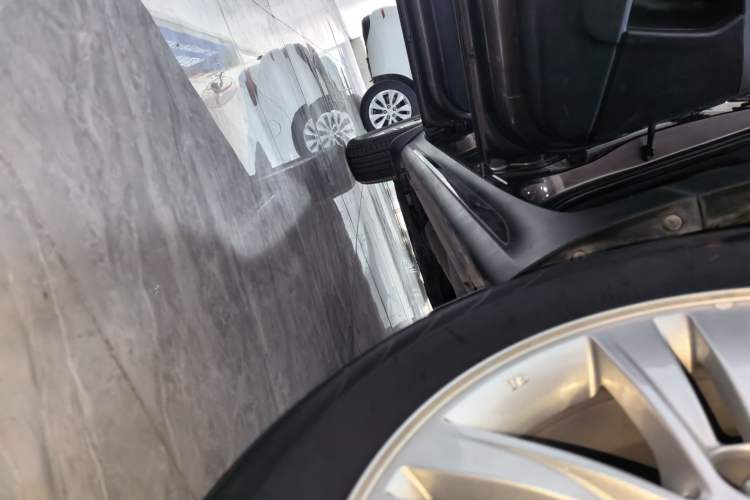 Used Kia Sportage R 2015 2.0L Automatic Two-Wheel Drive GL Left Side Sill