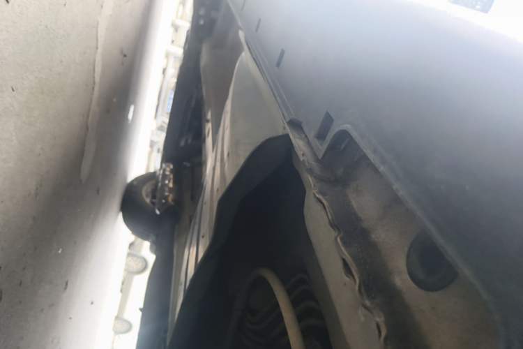 Used Kia Sportage R 2015 2.0L Automatic Two-Wheel Drive GL Left Side Sill