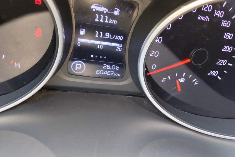 Used Kia Sportage R 2015 2.0L Automatic Two-Wheel Drive GLS Odometer Close Up