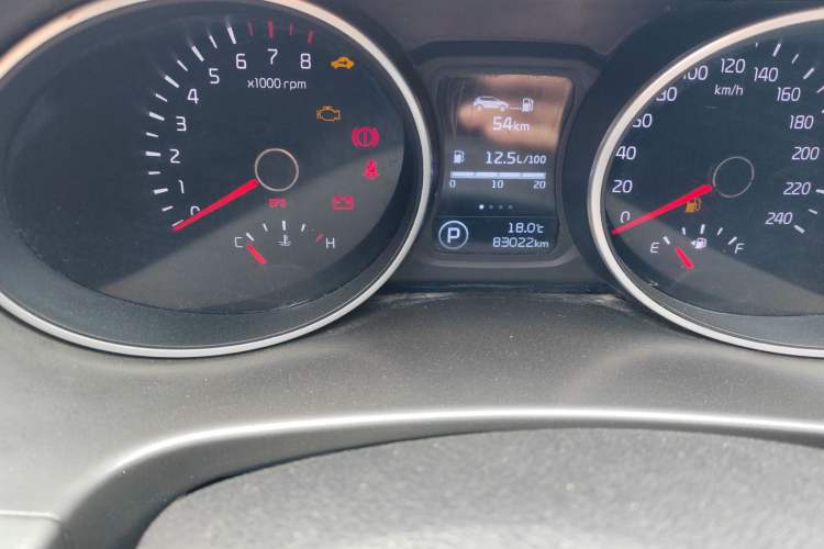 Used Kia Sportage R 2015 2.0L Automatic Two-Wheel Drive GL Odometer Close Up