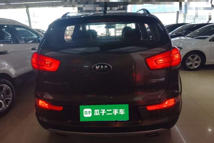 Used Kia Sportage R 2015 2.0L Automatic Two-Wheel Drive DLX Model Rear