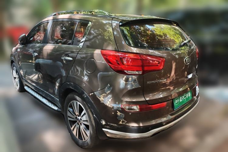 Used Kia Sportage R 2015 2.0L Automatic Two-Wheel Drive DLX Model Rear Left 45 Deg