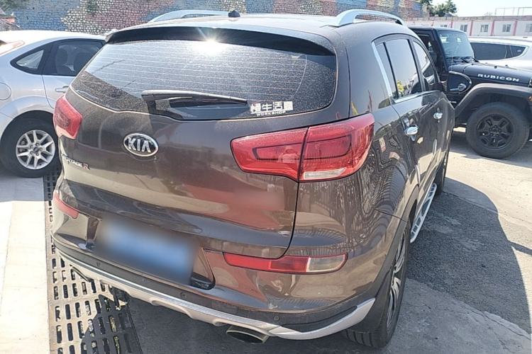 Used Kia Sportage R 2015 2.0L Automatic Two-Wheel Drive DLX Model Rear Right 45 Deg