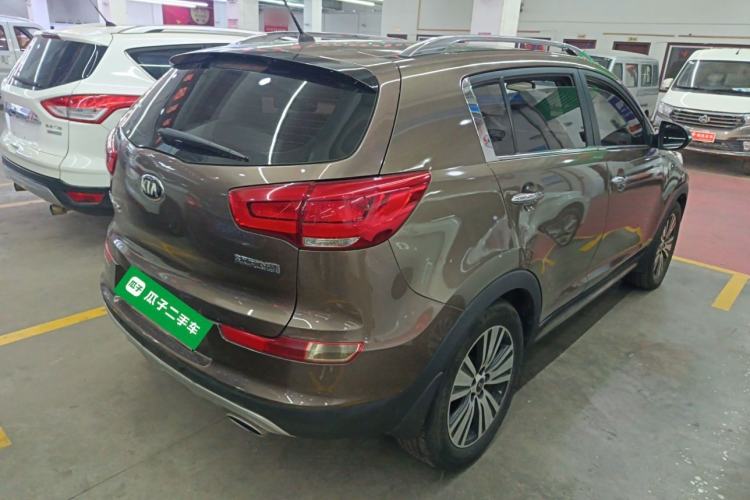 Used Kia Sportage R 2015 2.0L Automatic Two-Wheel Drive DLX Model Rear Right 45 Deg