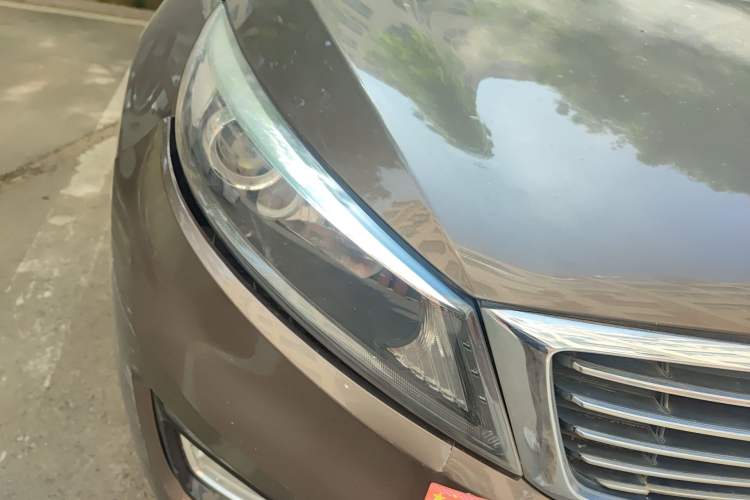 Used Kia Sportage R 2015 2.0L Manual Two-Wheel Drive GLS Trim Right Front Headlight