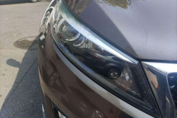 Used Kia Sportage R 2015 2.0L Automatic Two-Wheel Drive GL Right Front Headlight