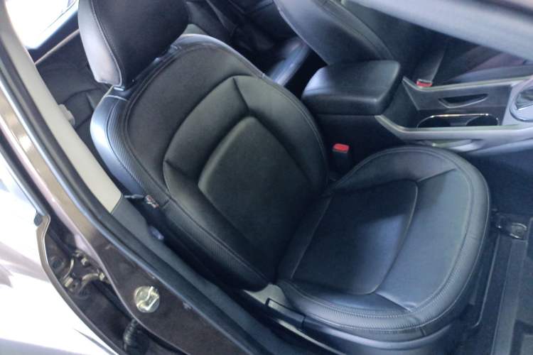 Used Kia Sportage R 2015 2.0L Automatic Two-Wheel Drive GLS Right Front Seat