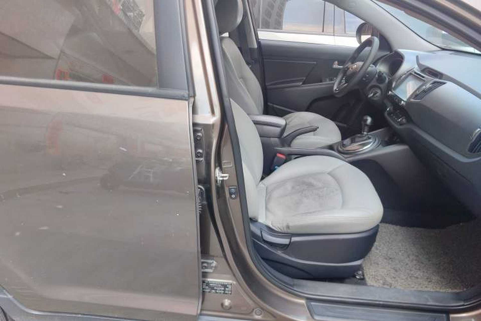 Used Kia Sportage R 2015 2.0L Automatic Two-Wheel Drive GL Right Front Seat