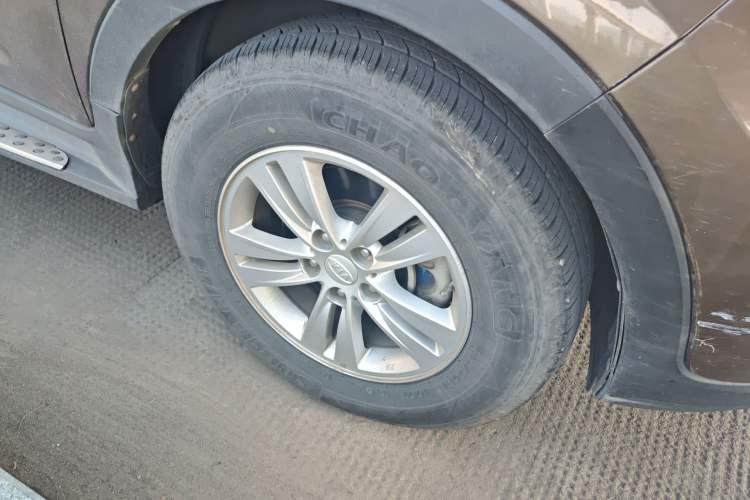 Used Kia Sportage R 2015 2.0L Automatic Two-Wheel Drive GL Right Front Wheel Hub