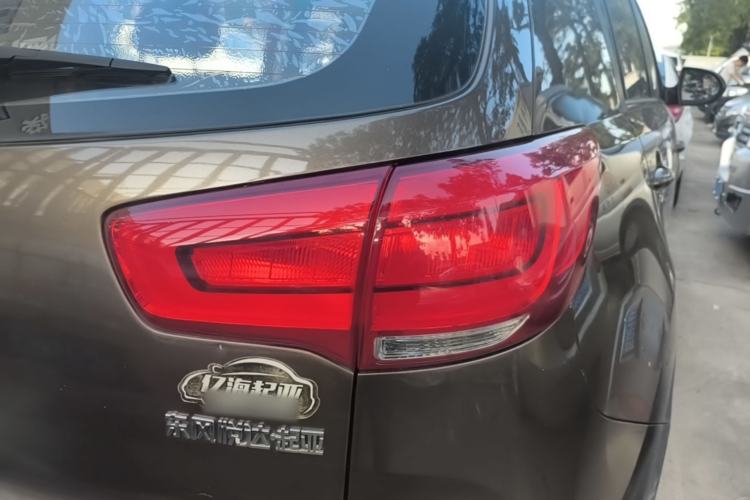 Used Kia Sportage R 2015 2.0L Manual Two-Wheel Drive GL Model Right Rear Taillight
