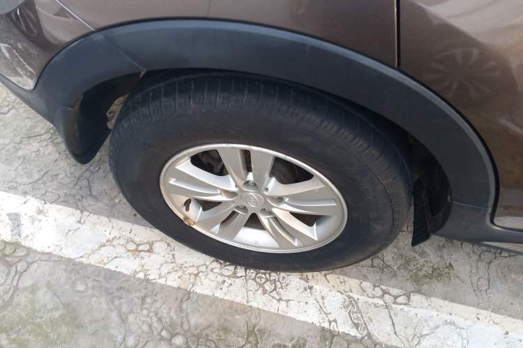 Used Kia Sportage R 2015 2.0L Automatic Two-Wheel Drive GL Right Rear Wheel Hub