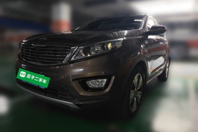 Ojetý Kia Sportage R 2015 2.0L Automatic Two-Wheel Drive DLX Model