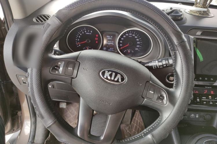 Used Kia Sportage R 2015 2.0L Automatic Two-Wheel Drive GLS Steering Wheel