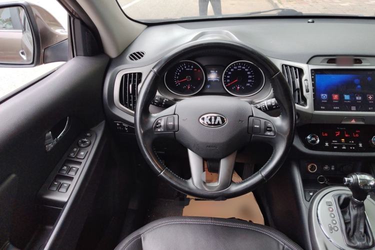 Used Kia Sportage R 2015 2.0L Automatic Two-Wheel Drive DLX Model Steering Wheel